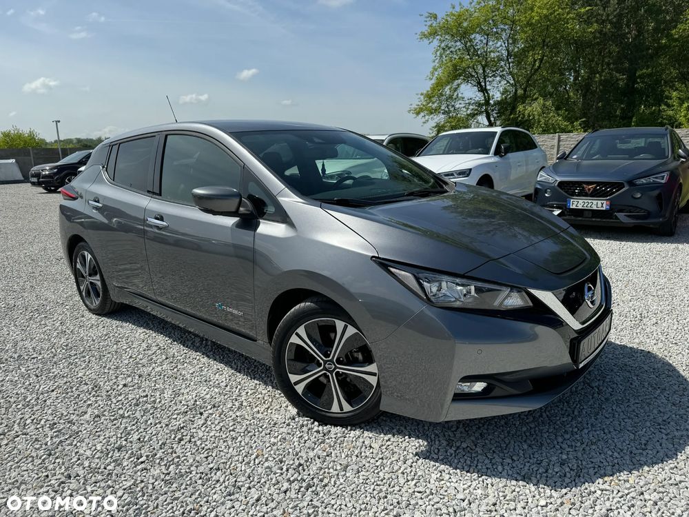 Nissan Leaf 40 kWh TEKNA - 22