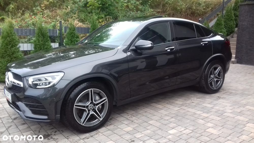 Mercedes-Benz GLC 300 4Matic 9G-TRONIC AMG Line - 5