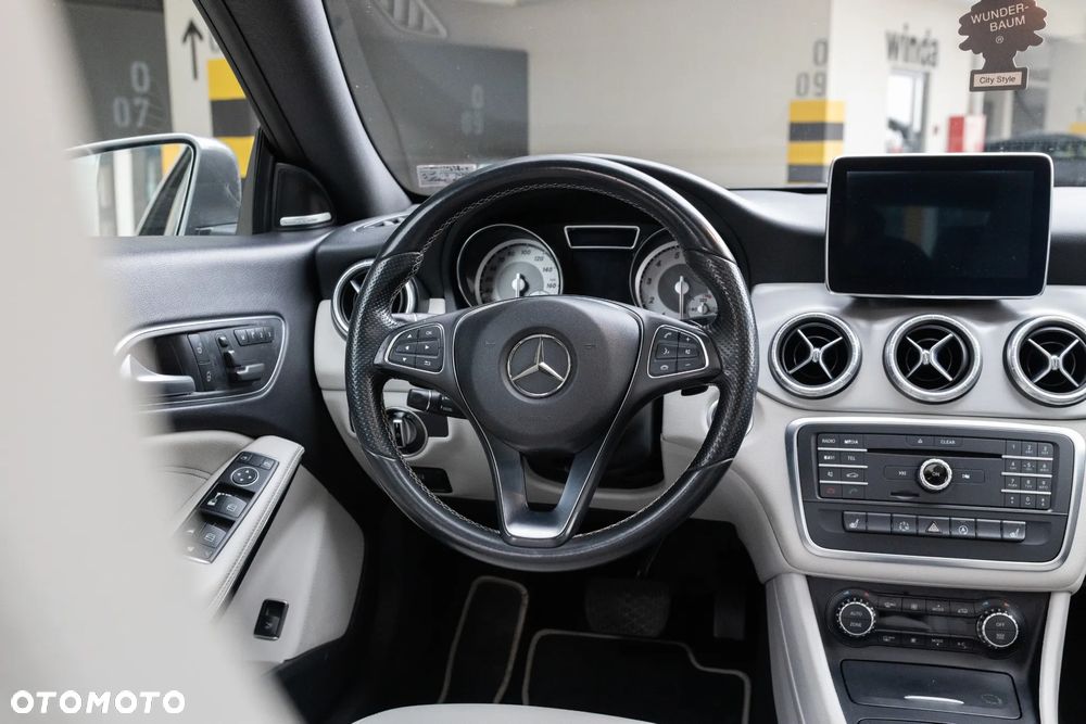 Mercedes-Benz CLA 250 4-Matic Sport - 10