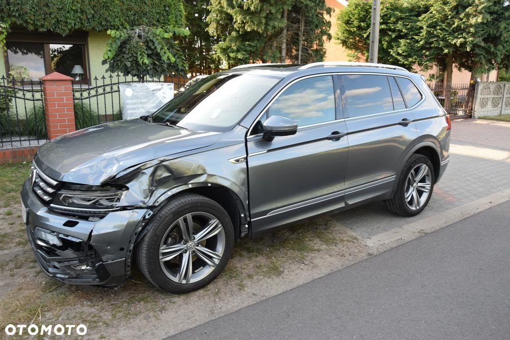 Volkswagen Tiguan Allspace 2.0 TDI R-Line DSG - 8