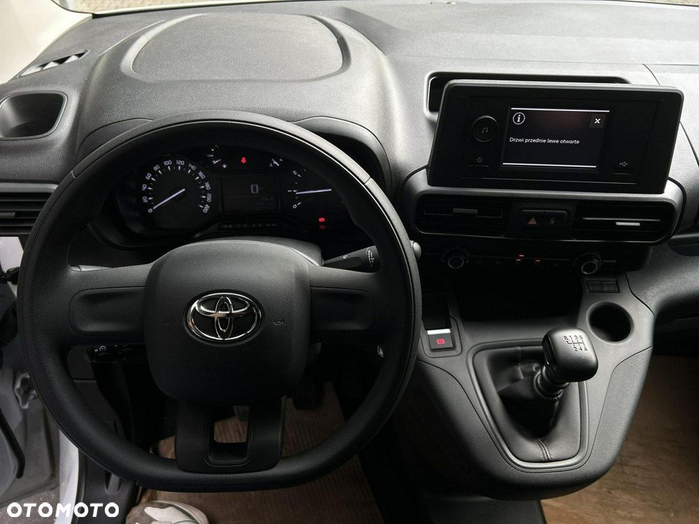 Toyota Proace City - 15