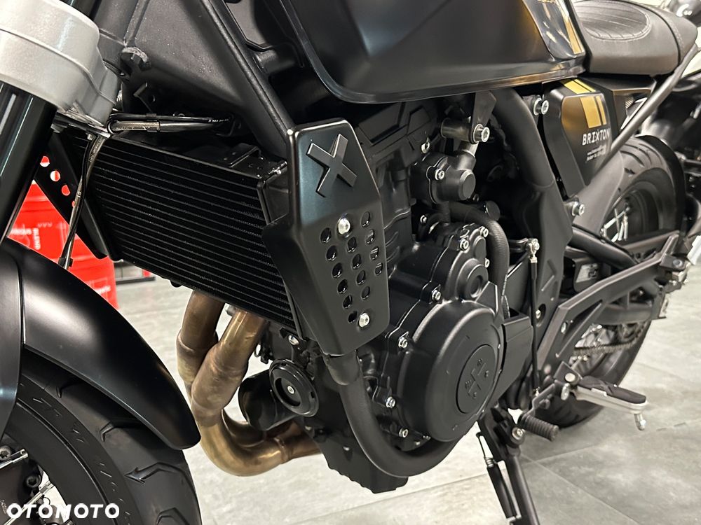 Brixton Crossfire - 36