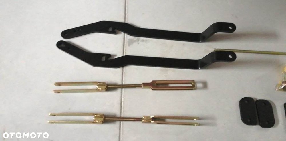 Zestaw opuszczania zaczep John Deere 2520 LVB25687 - 3