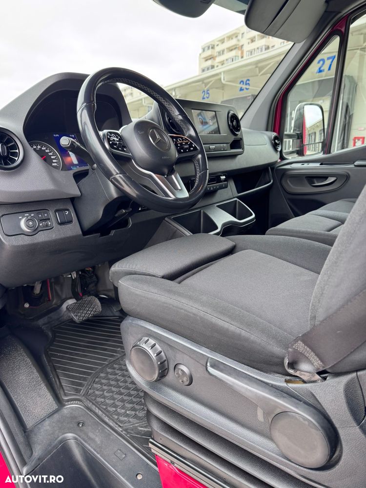 Mercedes-Benz Sprinter - 7