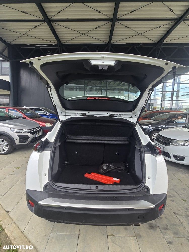 Peugeot 2008 1.5 BlueHDI FAP Active - 12