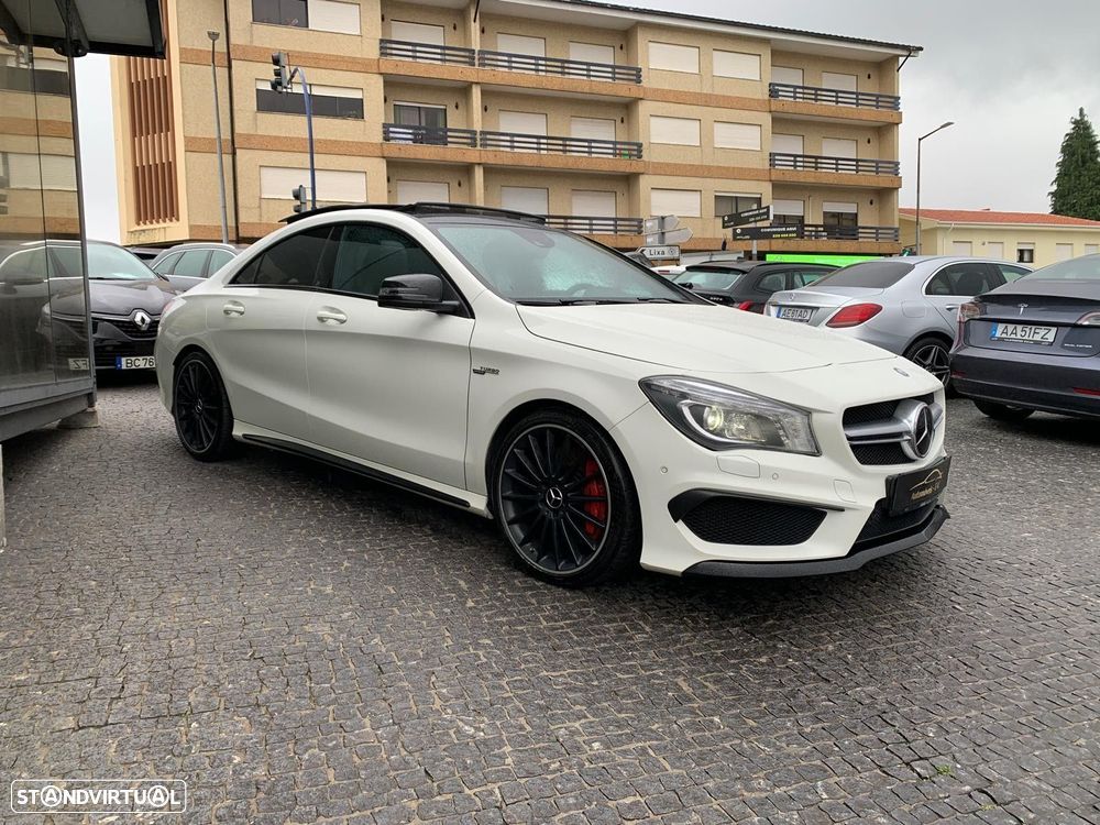 Mercedes-Benz CLA 45 AMG 4-Matic - 3