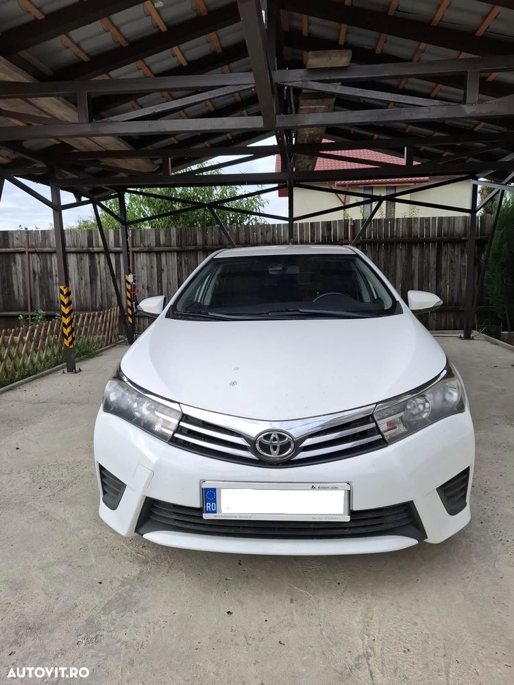 Toyota Corolla - 1