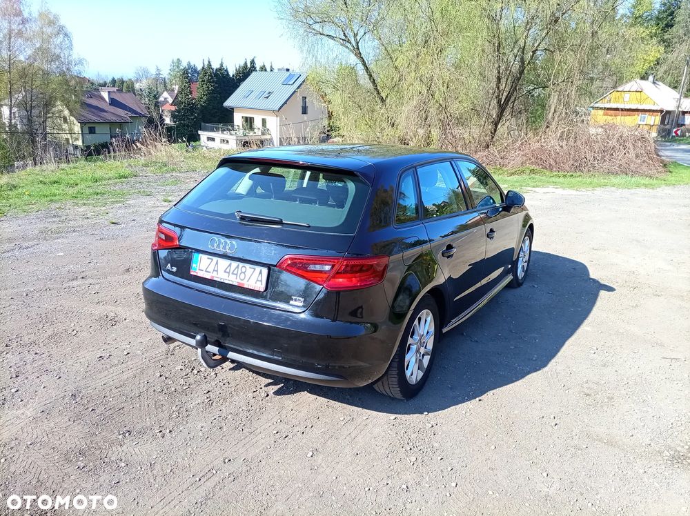 Audi A3 Sportback 1.6 TDI ultra Attraction - 6