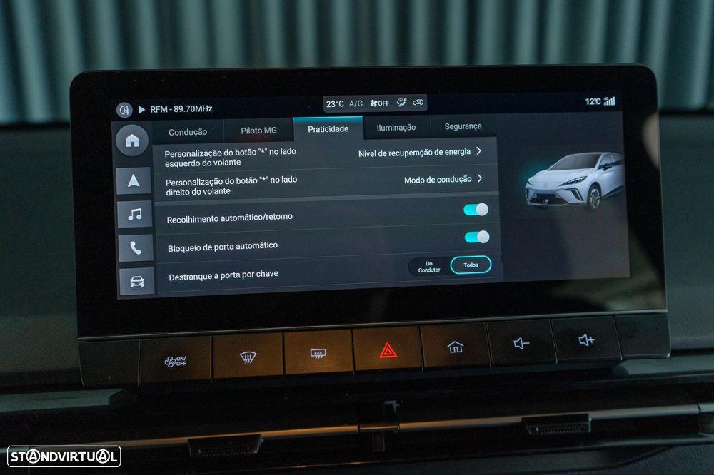 MG MG4 64 kWh Luxury - 35