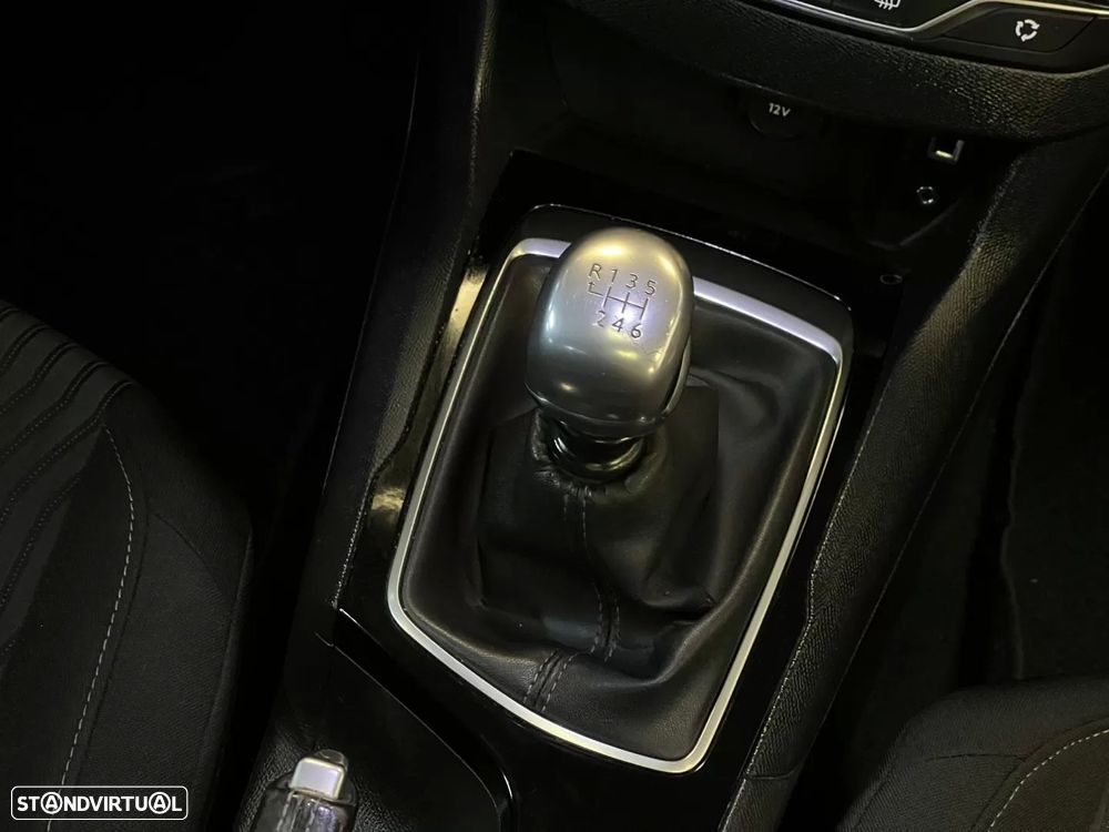 Peugeot 308 SW 1.6 BlueHDi Allure - 30