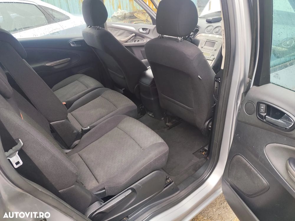 Ford S-Max 2.0 TDCi DPF Champions Edition - 18