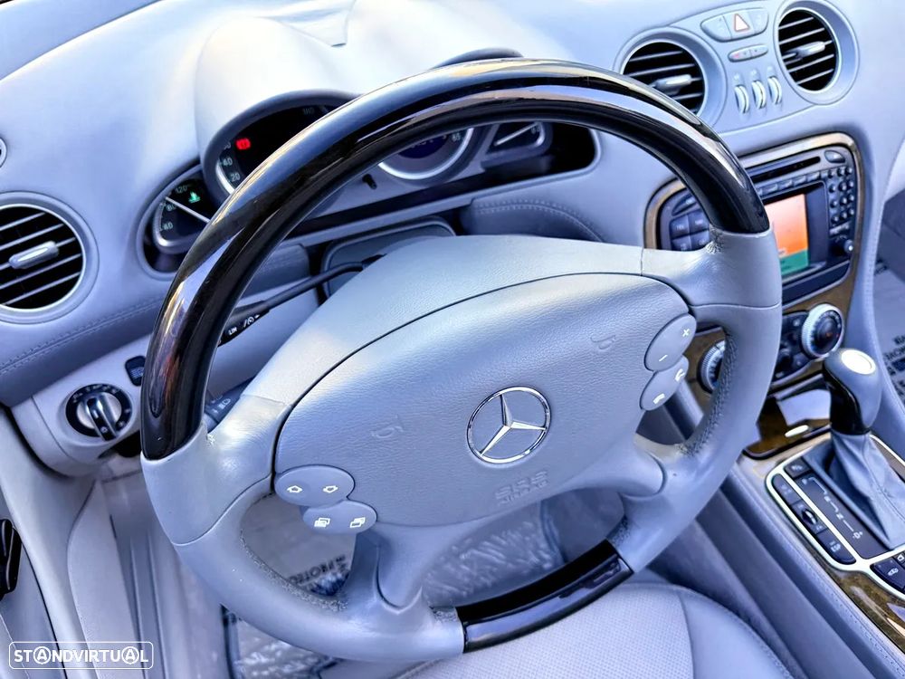 Mercedes-Benz SL 500 Standard - 14