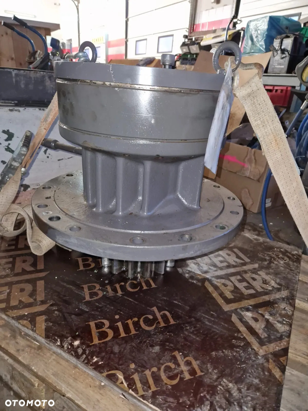 Redukto obrotu Volvo VOE14566202 14744884M