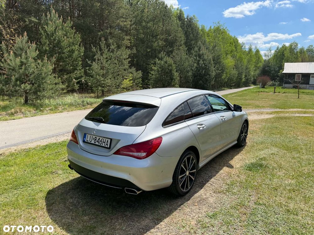 Mercedes-Benz CLA 200 7G-DCT - 5