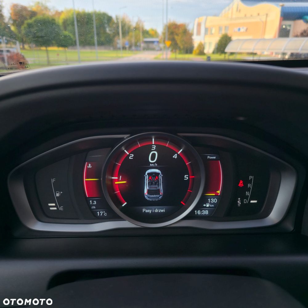 Volvo XC 60 D4 Geartronic Ocean Race - 38