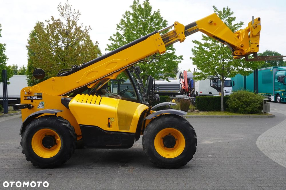 JCB 535-95 / 2021 / 3,5 t / zasięg 9,5 m / joystick - 15