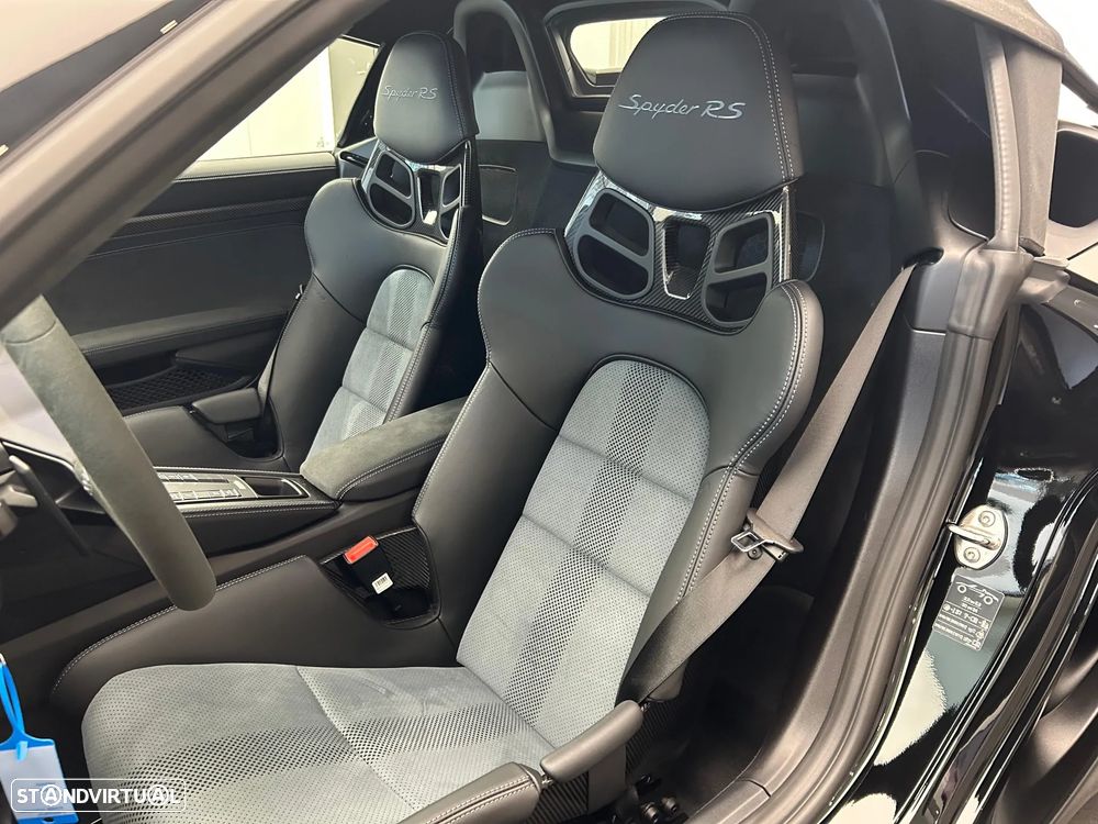 Porsche 718 - 19