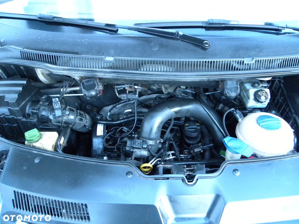 Volkswagen T5 - 12