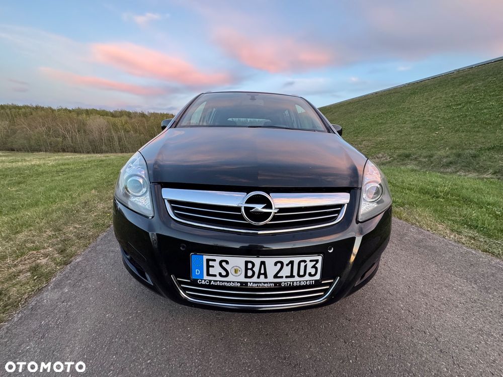 Opel Zafira 1.8 Family - 11