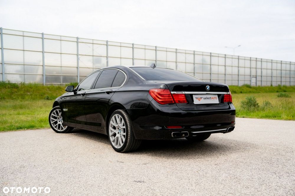 BMW Seria 7 - 5
