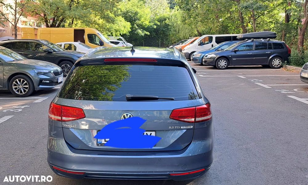 Volkswagen Passat - 11