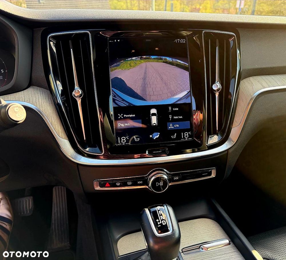 Volvo V60 Cross Country D4 AWD - 17