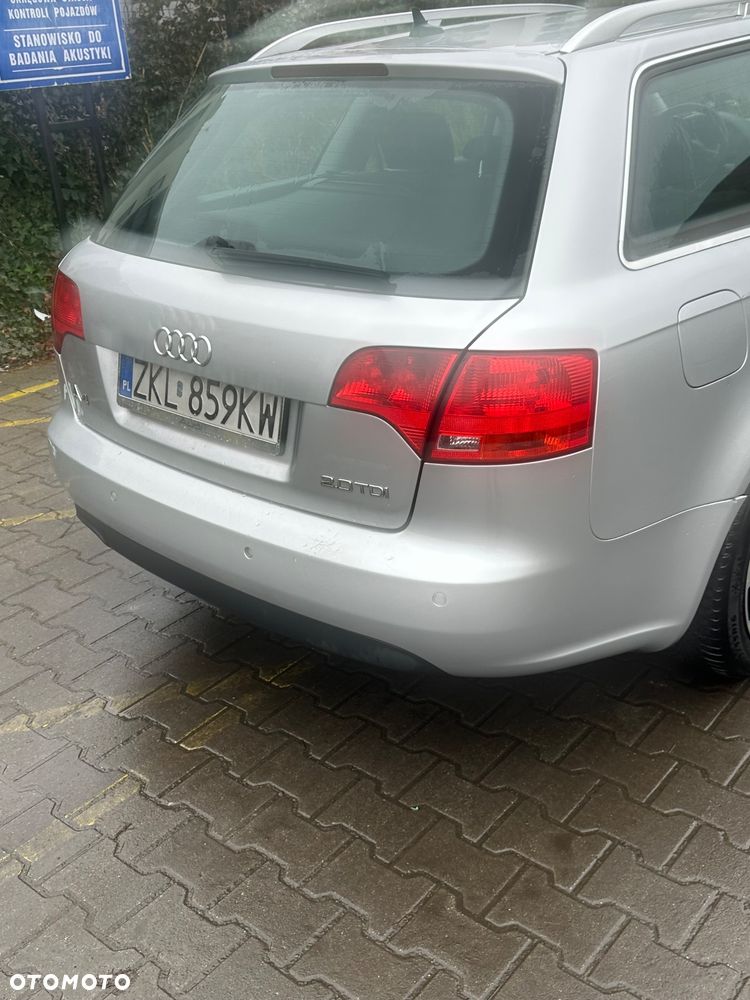 Audi A4 Avant 2.0 TDI - 6
