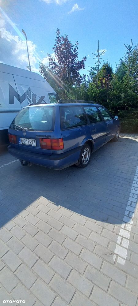 Volkswagen Passat - 6