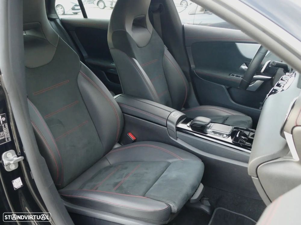 Mercedes-Benz CLA 250 e Shooting Brake AMG Line - 25