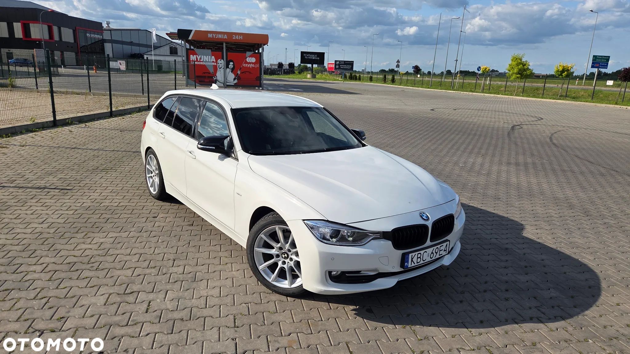 BMW Seria 3 320d Efficient Dynamics Luxury Line sport - 1