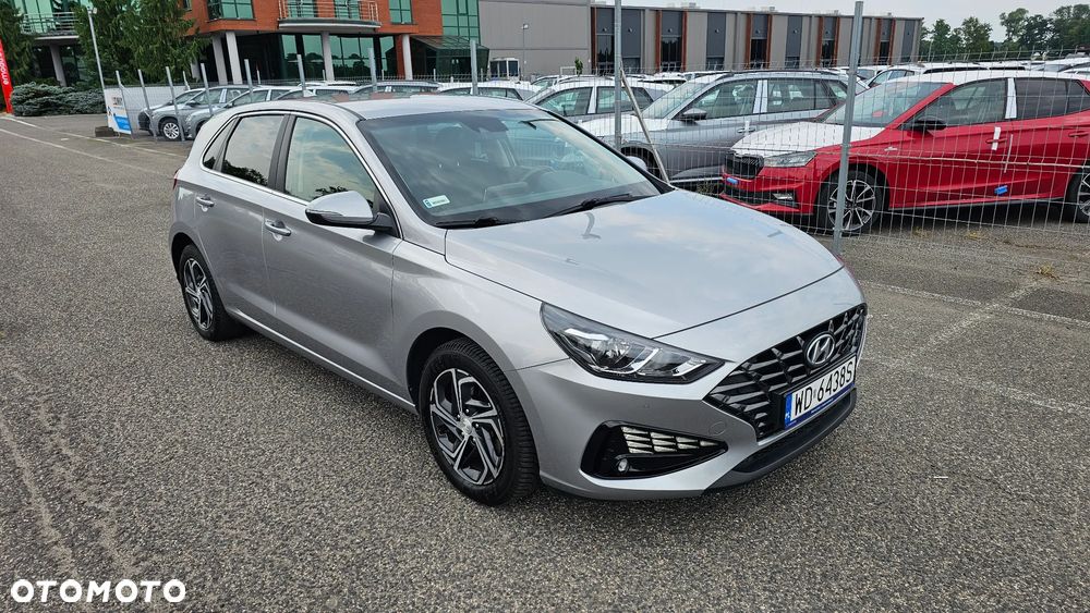 Hyundai i30 1.5 DPI Smart - 3