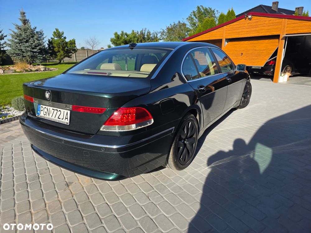 BMW Seria 7 735Li - 3