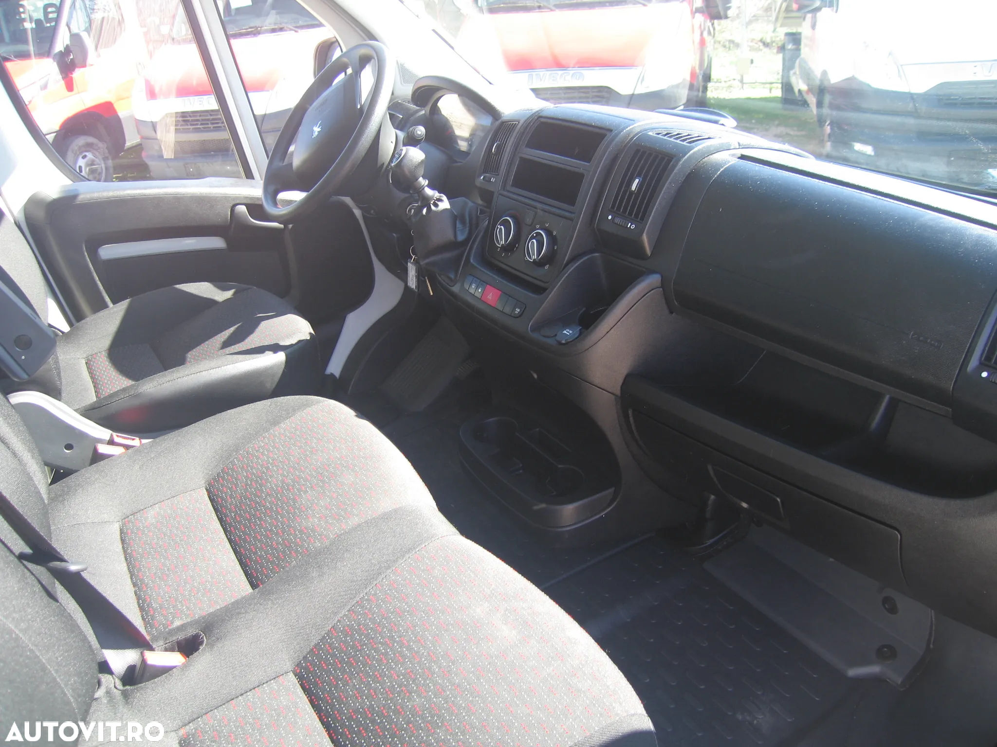 Peugeot BOXER KOFER CU LIFT DHOLLANDIA, AC. EURO VI. - 17