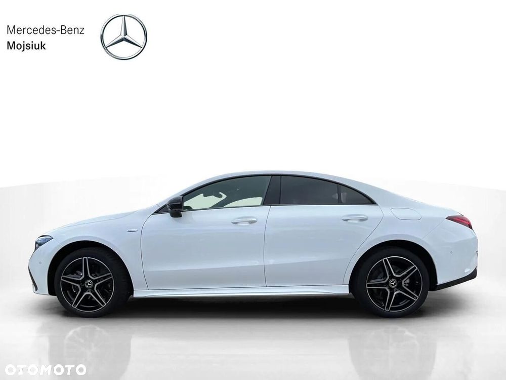 Mercedes-Benz CLA - 4