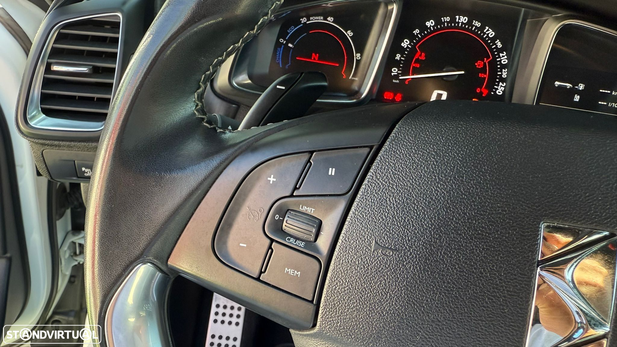 Citroën DS5 2.0 HDi Hybrid4 Sport Chic CMP6 - 25