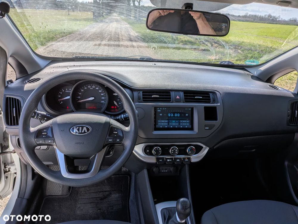 Kia Rio 1.4 CRDI Spirit - 10