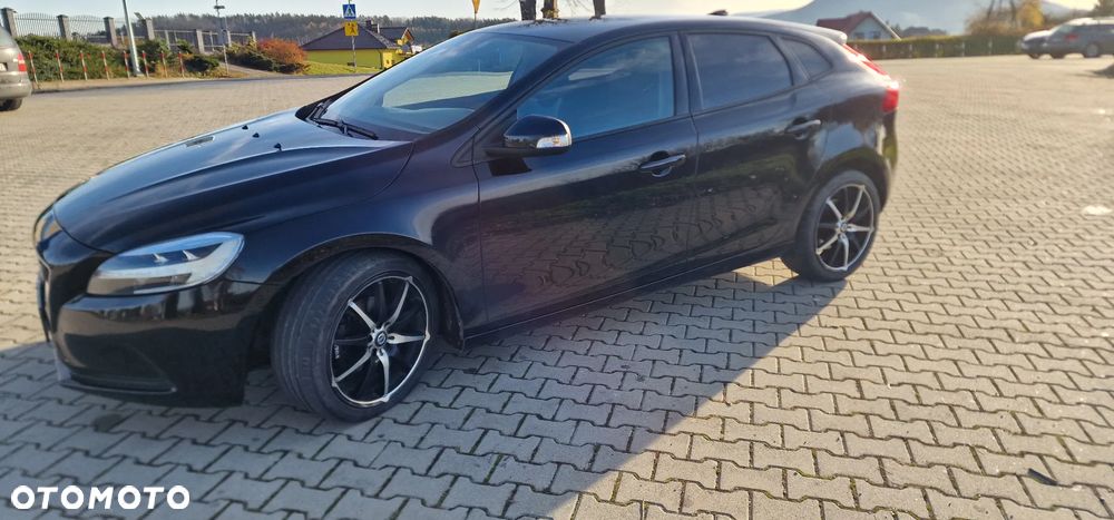 Volvo V40 D2 Momentum - 3