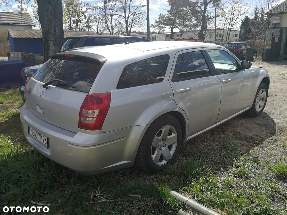 Dodge Magnum - 3