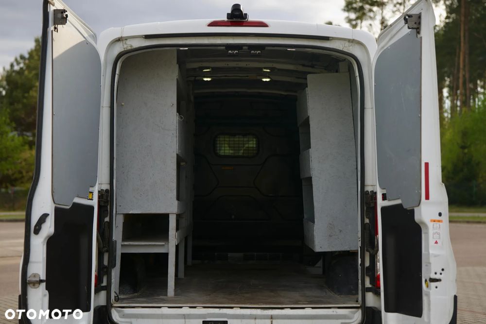 Ford Transit - 6