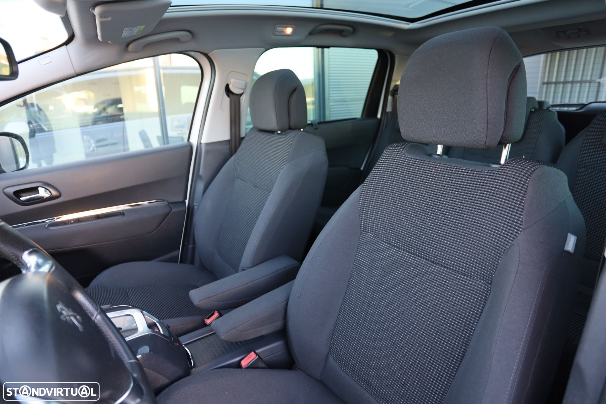 Peugeot 5008 1.6 BlueHDi Allure EAT6 J17 - 9