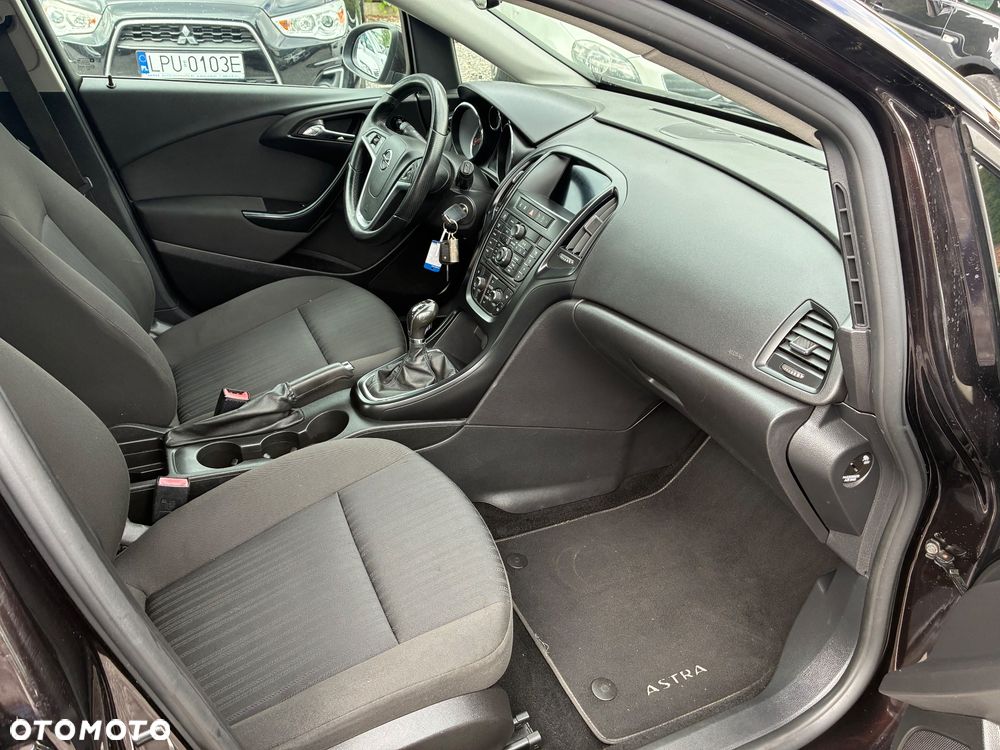 Opel Astra - 12