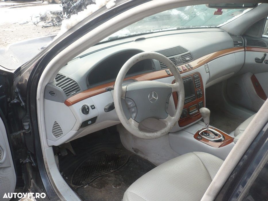 Dezmembrez Mercedes-Benz S320 cdi w220 - 4