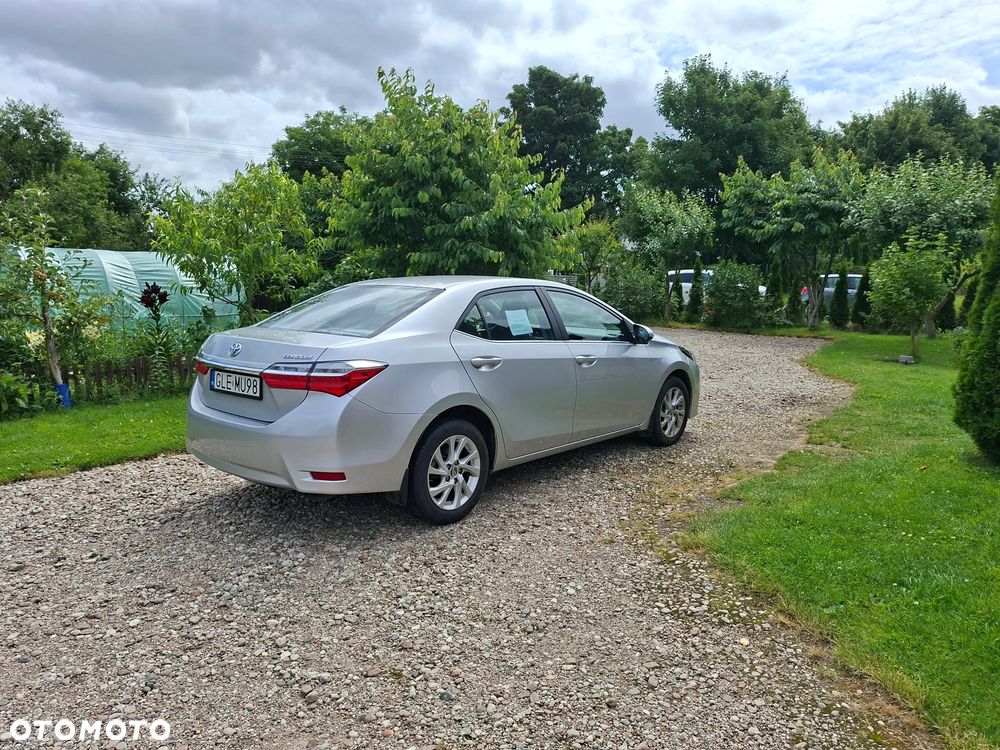 Toyota Corolla 1.6 Comfort - 4