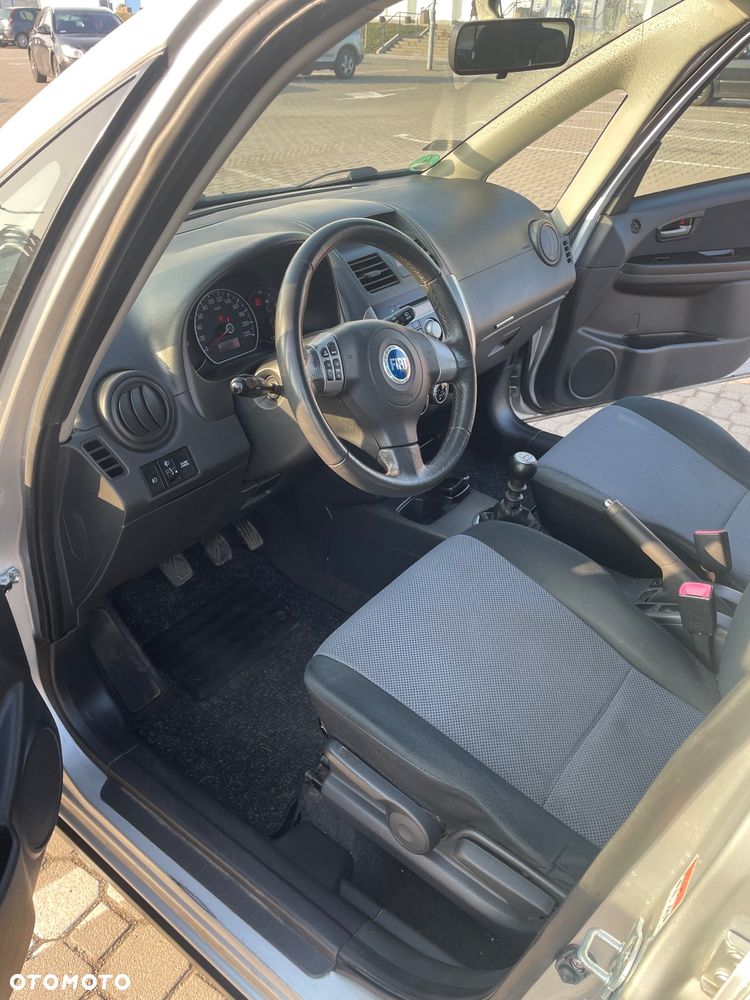 Fiat Sedici 1.9 Multijet DPF 4x4 Emotion - 6