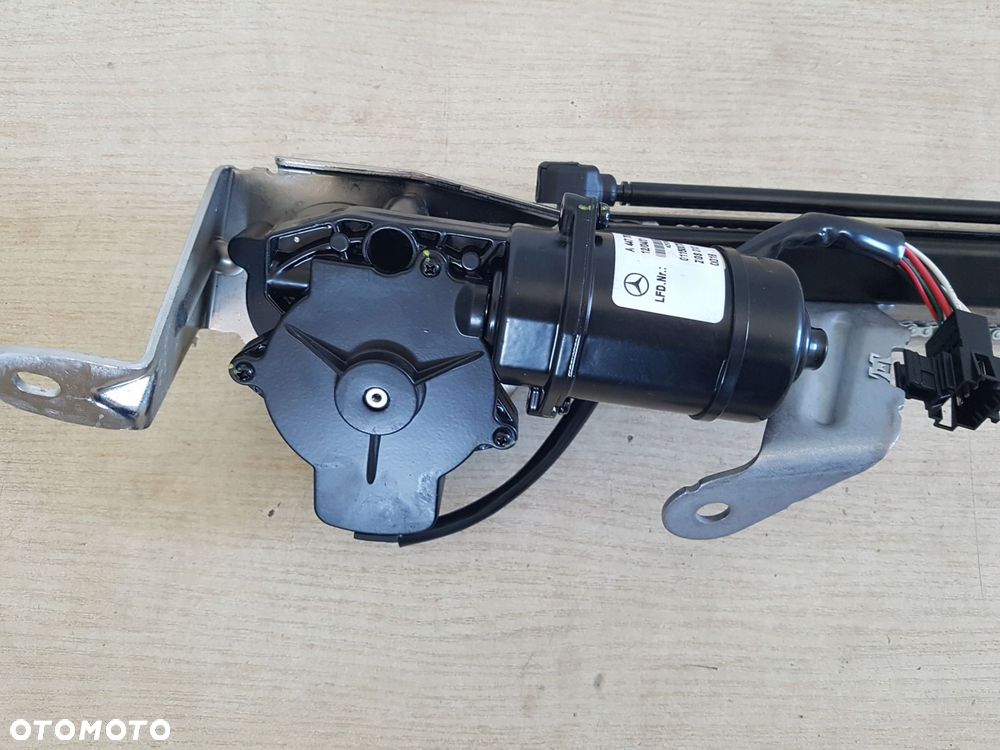 mercedes vito v klasa 447 mechanizm podnoszenia klapy silniczek a4477600003 - 2