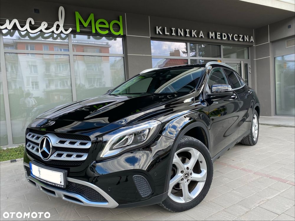 Mercedes-Benz GLA 200 7G-DCT Urban - 9