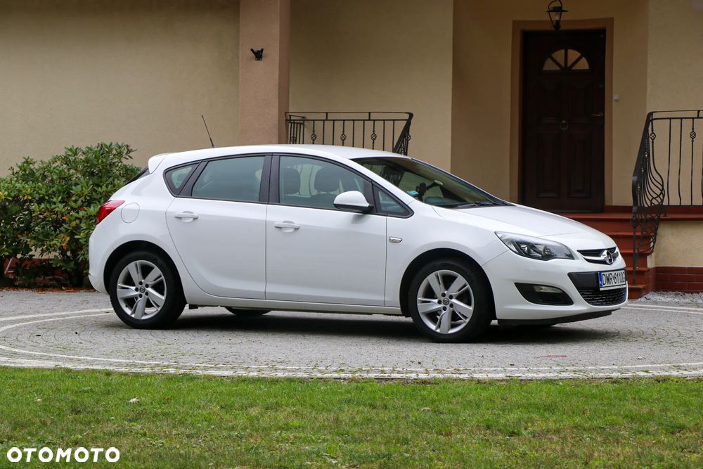 Opel Astra - 1