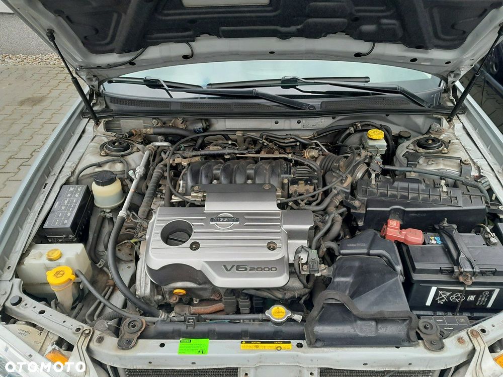 Nissan Maxima 2.0 Elegance - 27