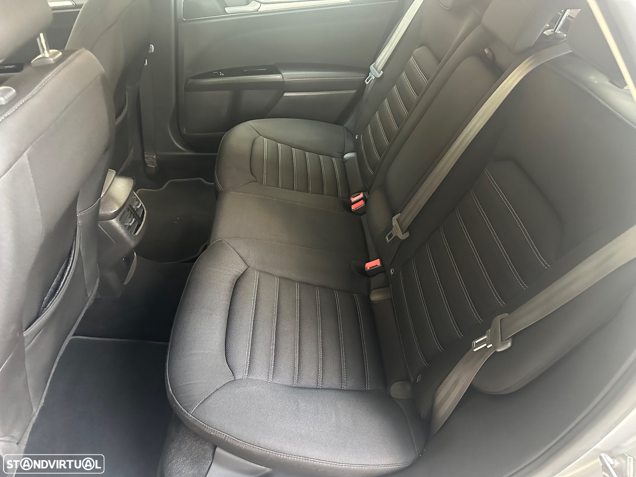 Ford Mondeo SW 1.5 TDCi Business Plus ECOnetic - 5