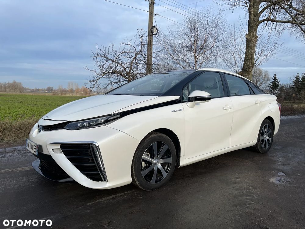 Toyota Mirai - 1